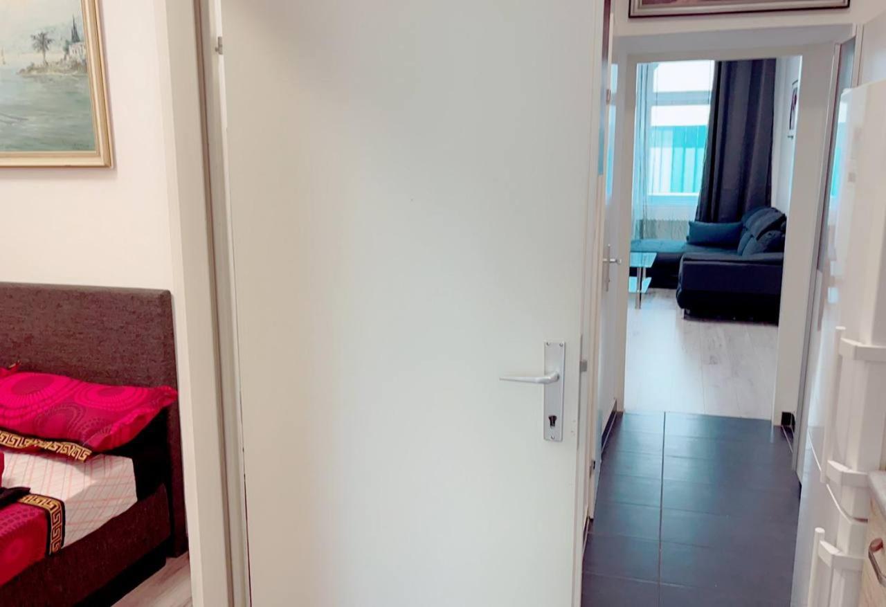 וינה H Comfort Apartment 5P Af מראה חיצוני תמונה